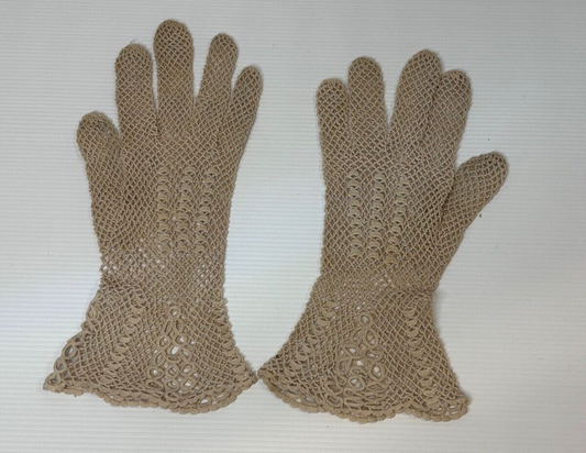 Vintage 1960s Handmade Crochet Women's Gloves