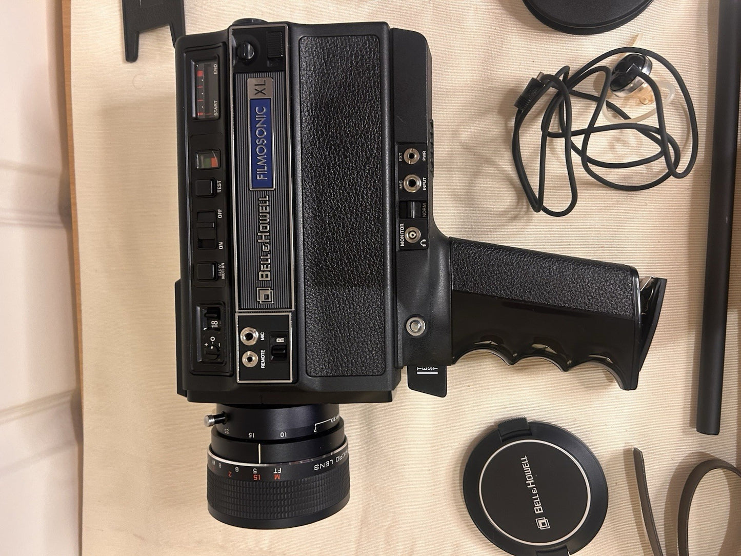 Bell & Howell Filmosonic XL Super 8 Camera – Complete Working Kit (Model 1237)