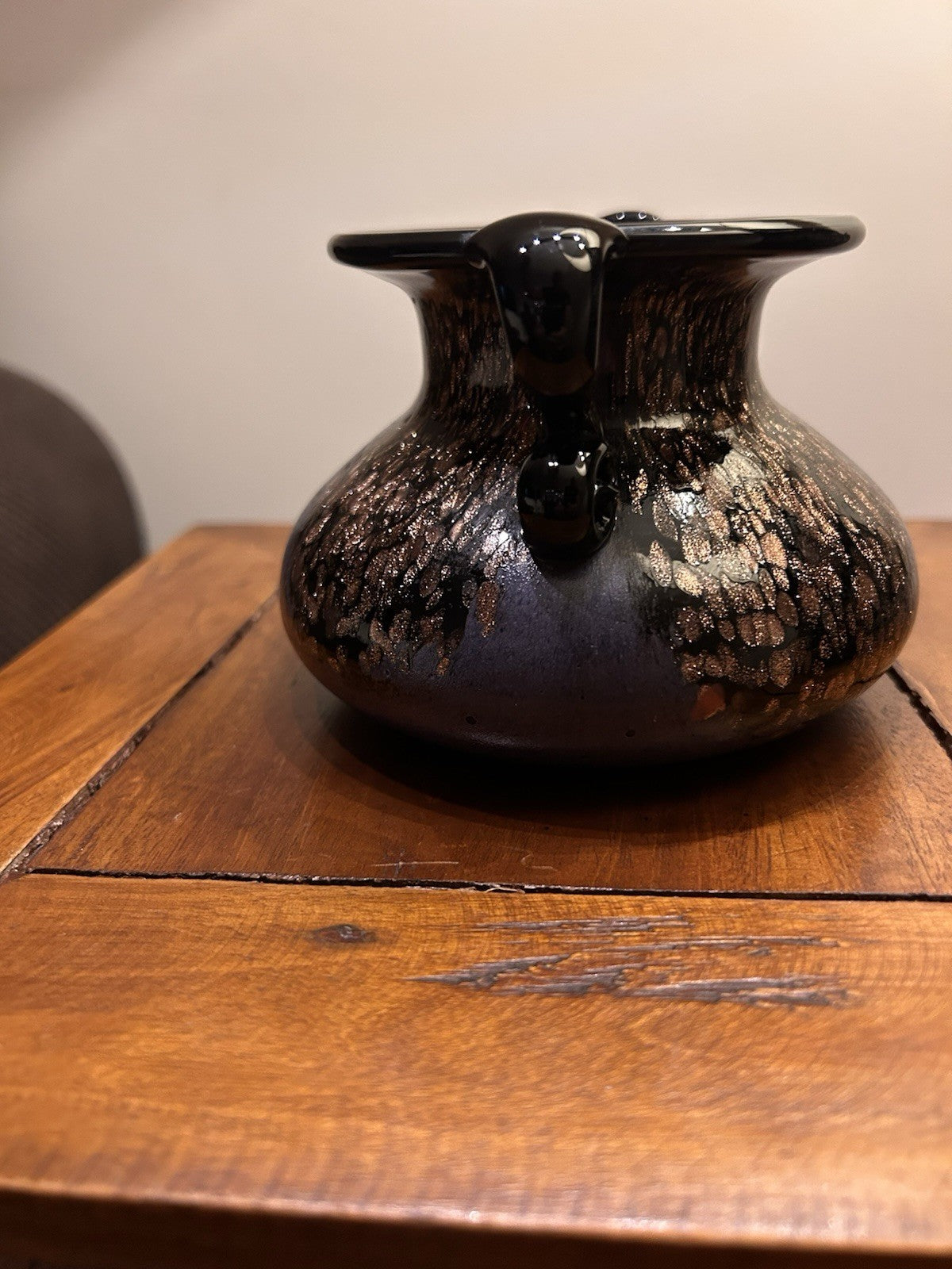 Dale Tiffany Style Art Glass Amphora Vase Black Copper Aventurine Pot Belly