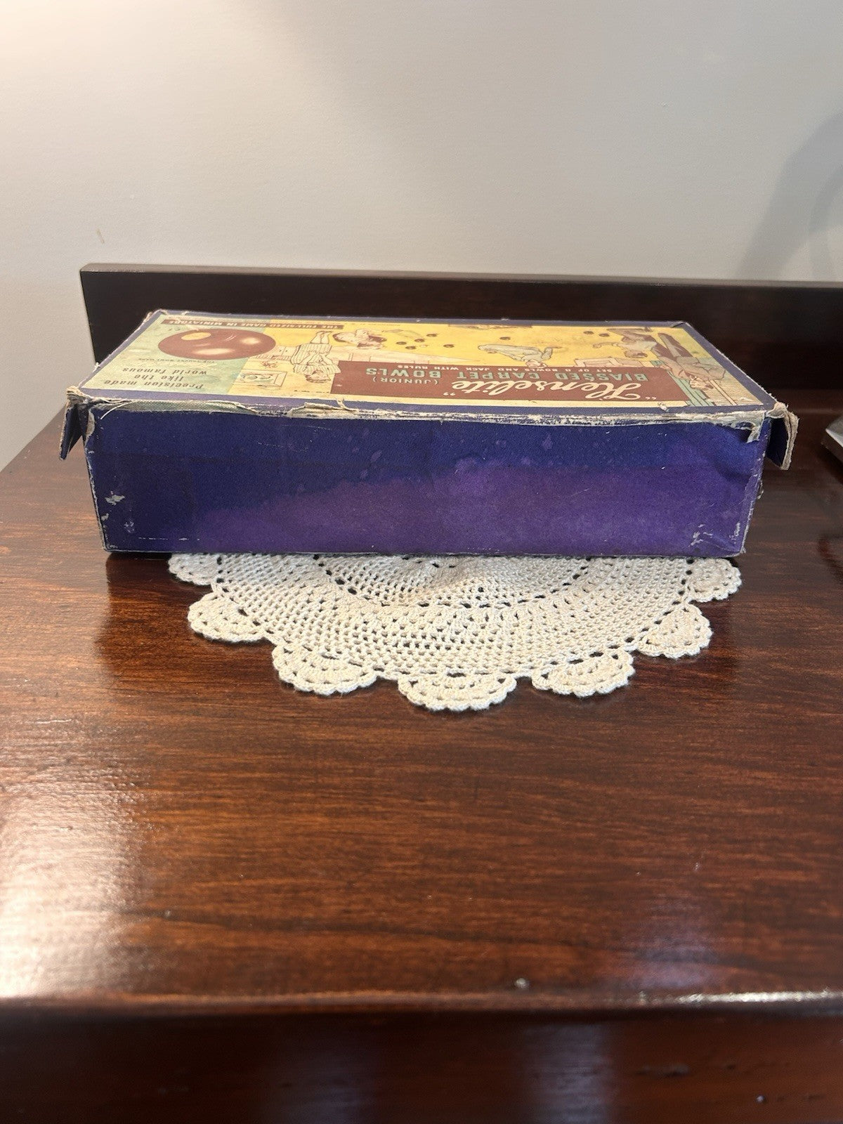 Vintage c1950s Henselite Junior Biassed Carpet Bowls Complete Set, Jack & Rules