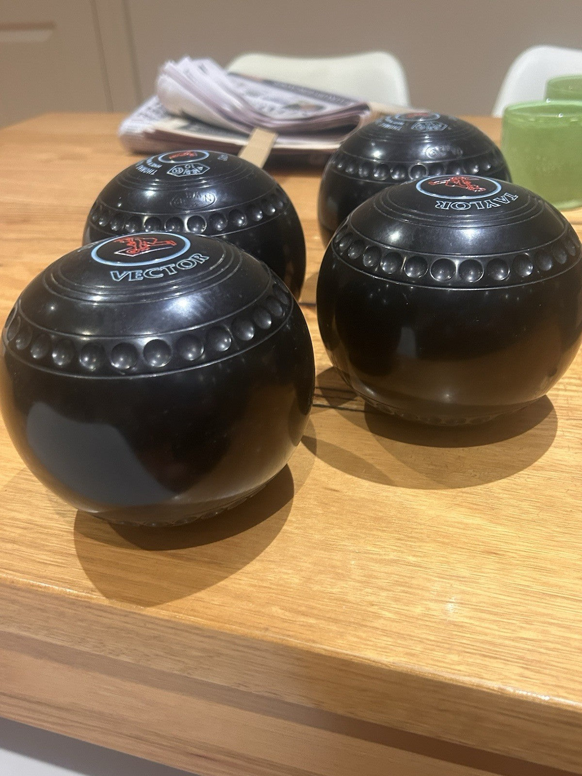 Taylor Vector Size 4 X-Heavy Lawn Bowls Approved 2032 Dual Stamp Boxed