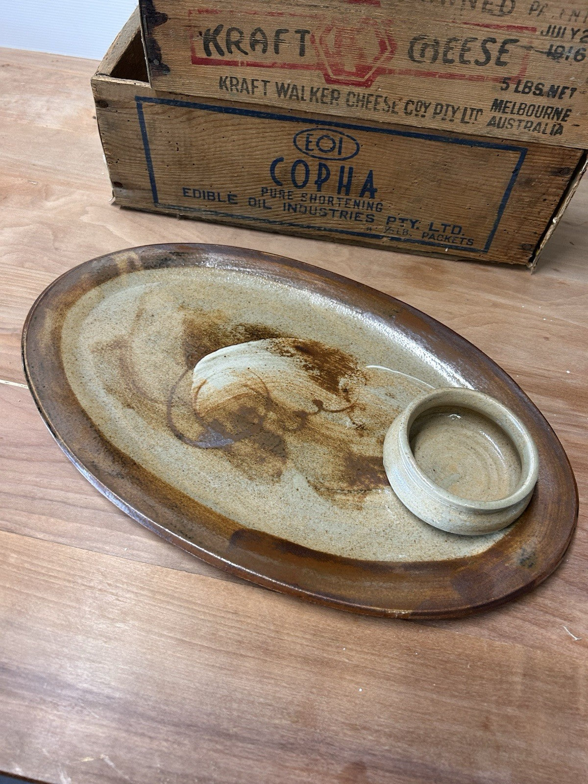 Robert Gordon Studio Pottery Dip Plate Signed Oval Platter 37cm c1985–92