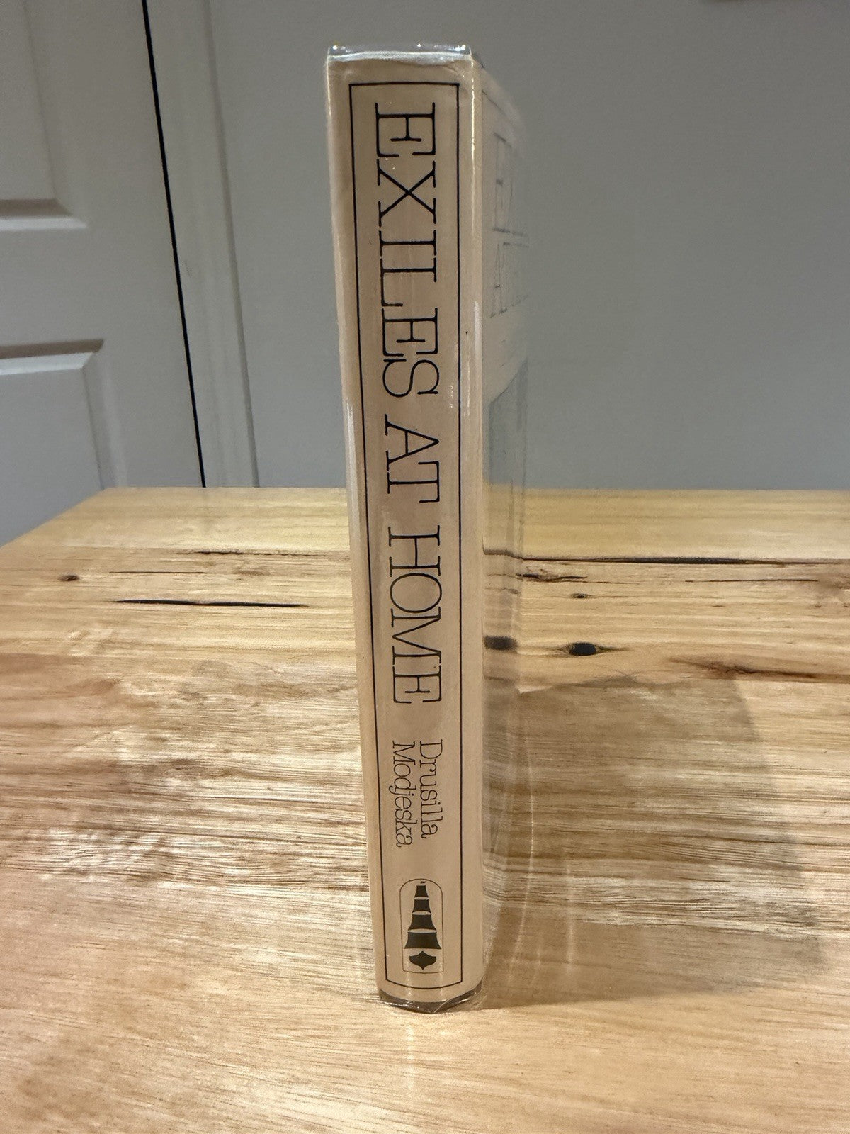 Drusilla Modjeska Exiles at Home 1981 1st Edition HC DJ Australian Women Writers
