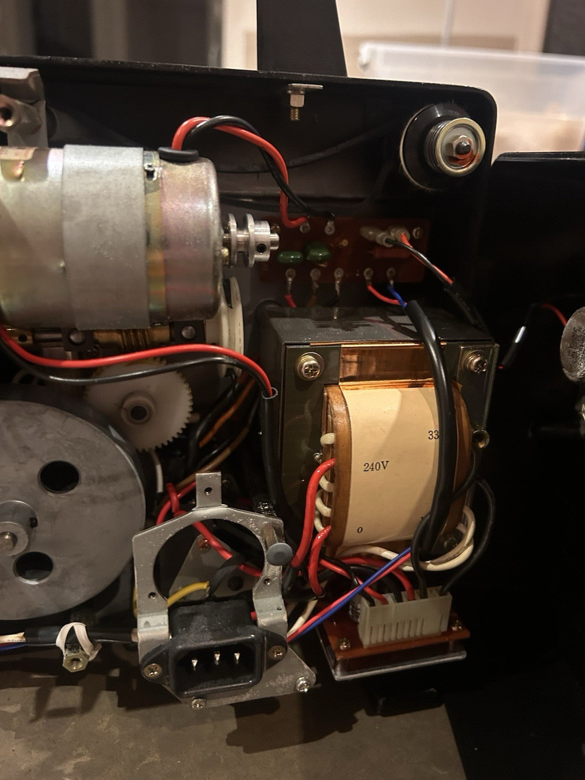 Bell & Howell MX40Z Super 8 & Single 8 Magnetic Sound Projector 