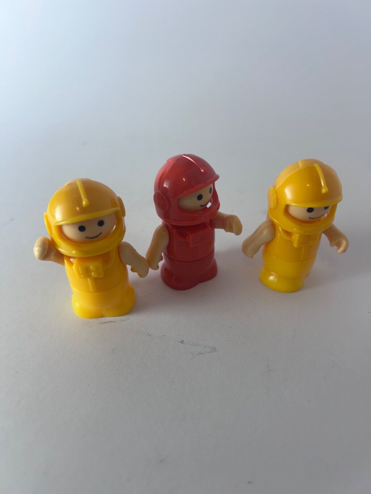 Vintage 1984 Playworld Lil Playmates Space Station Play Set Hong Kong Aliens 