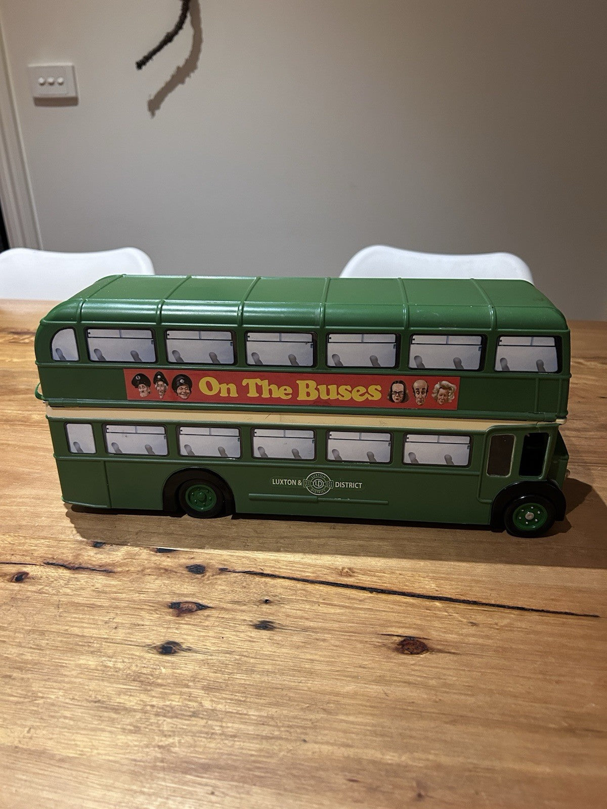 On The Buses Ltd Ed Bus DVD Box Set Lights Up 2009 #0253/5000 Complete series