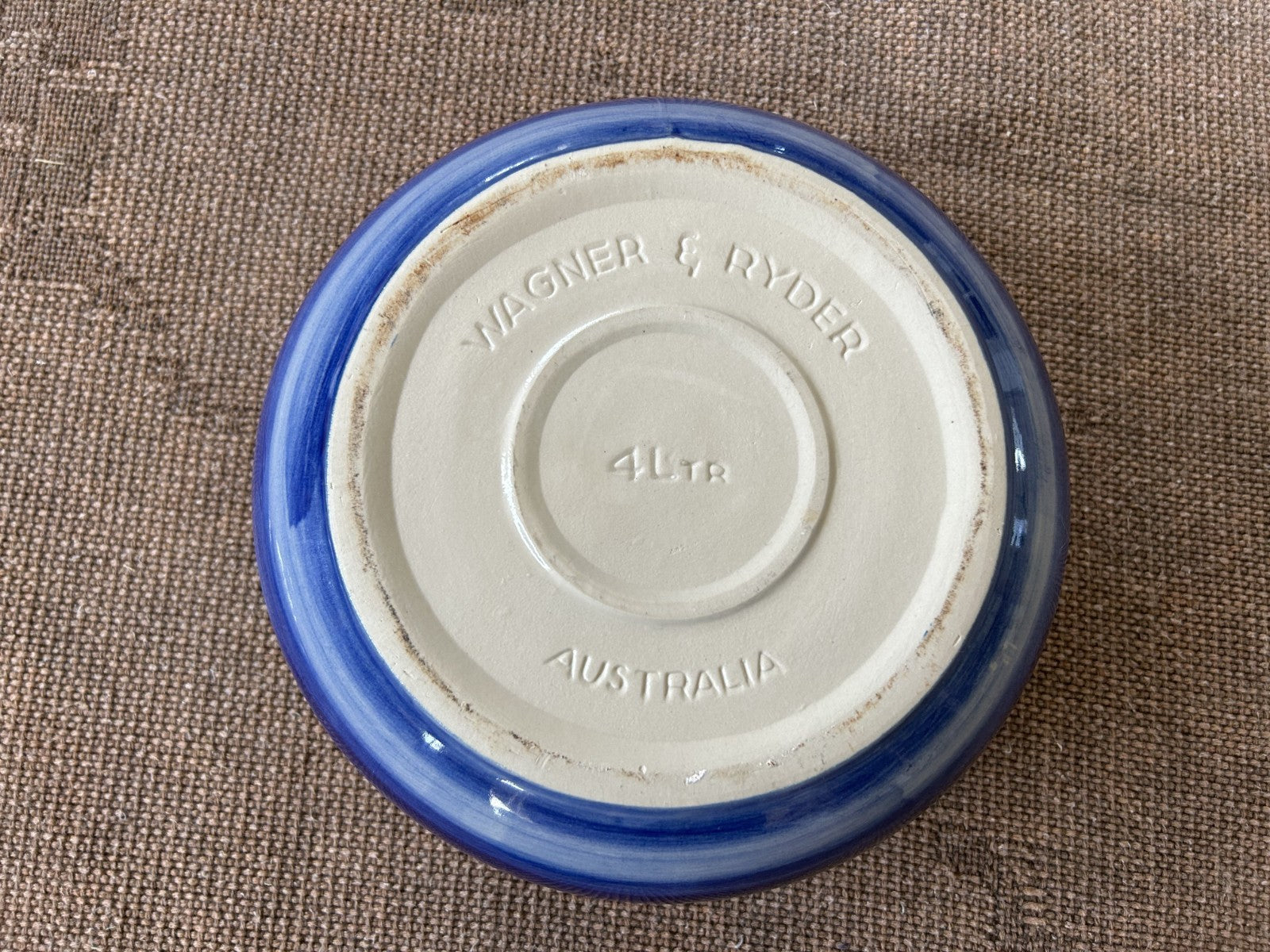 Wagener & Ryder Australian Studio Pottery Lidded Casserole 4L c1980s