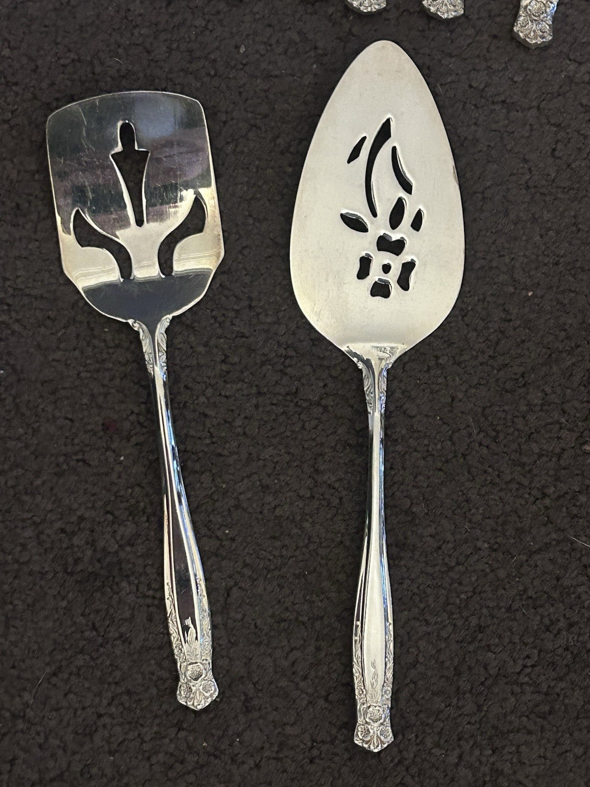Grosvenor Laureate Silver Plated Cutlery Set for 6 + Serving Pieces 1960s Vintag