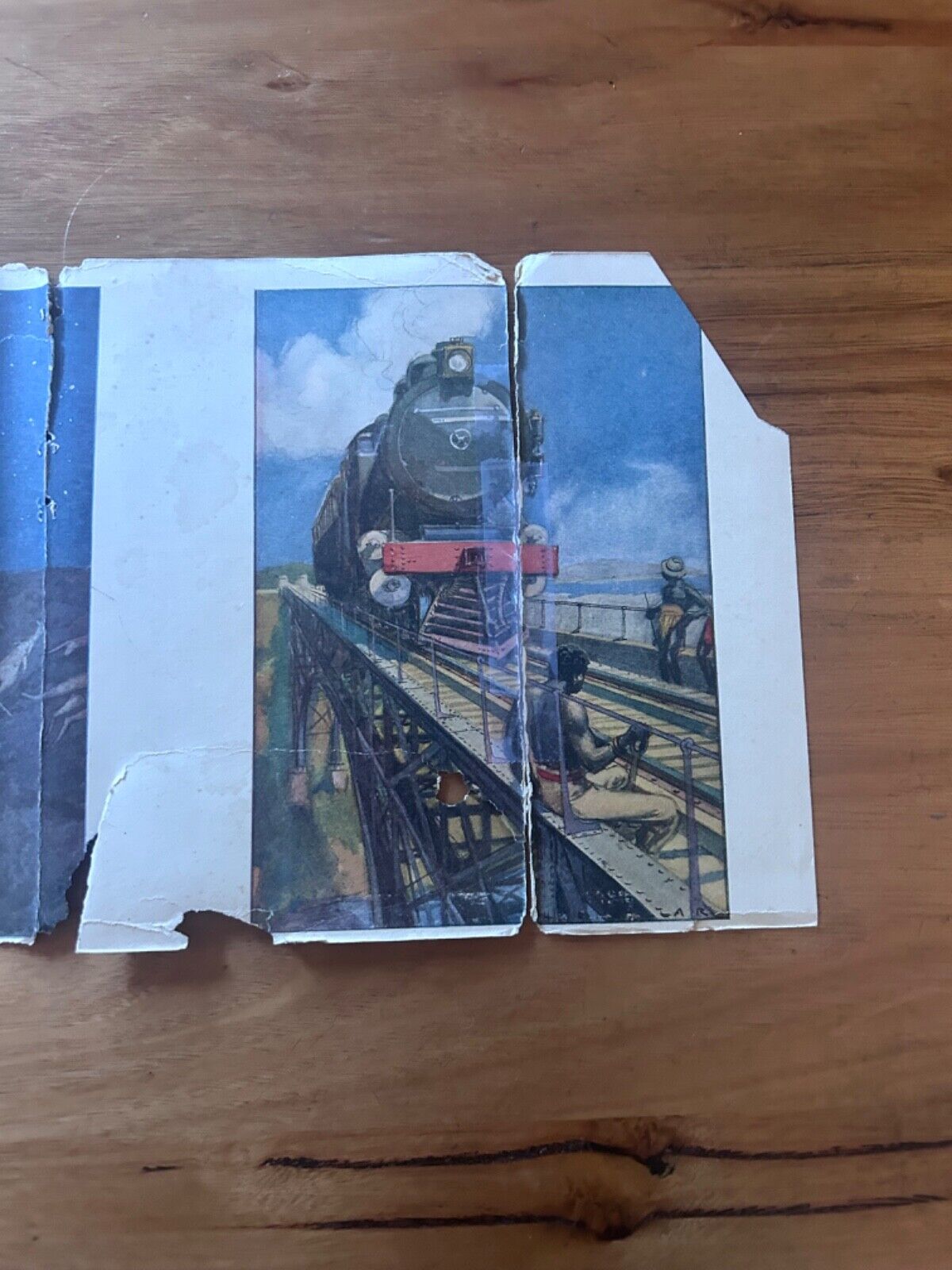 BIGGLES IN AFRICA BY CAPTAIN W.E.JOHNS. 1946 HARDBACK DUST JACKET COLLECTABLE