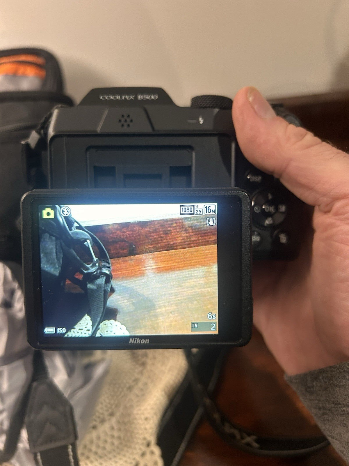 Nikon Coolpix B500 Digital Camera 16MP 40x Zoom with Case & Strap – Works