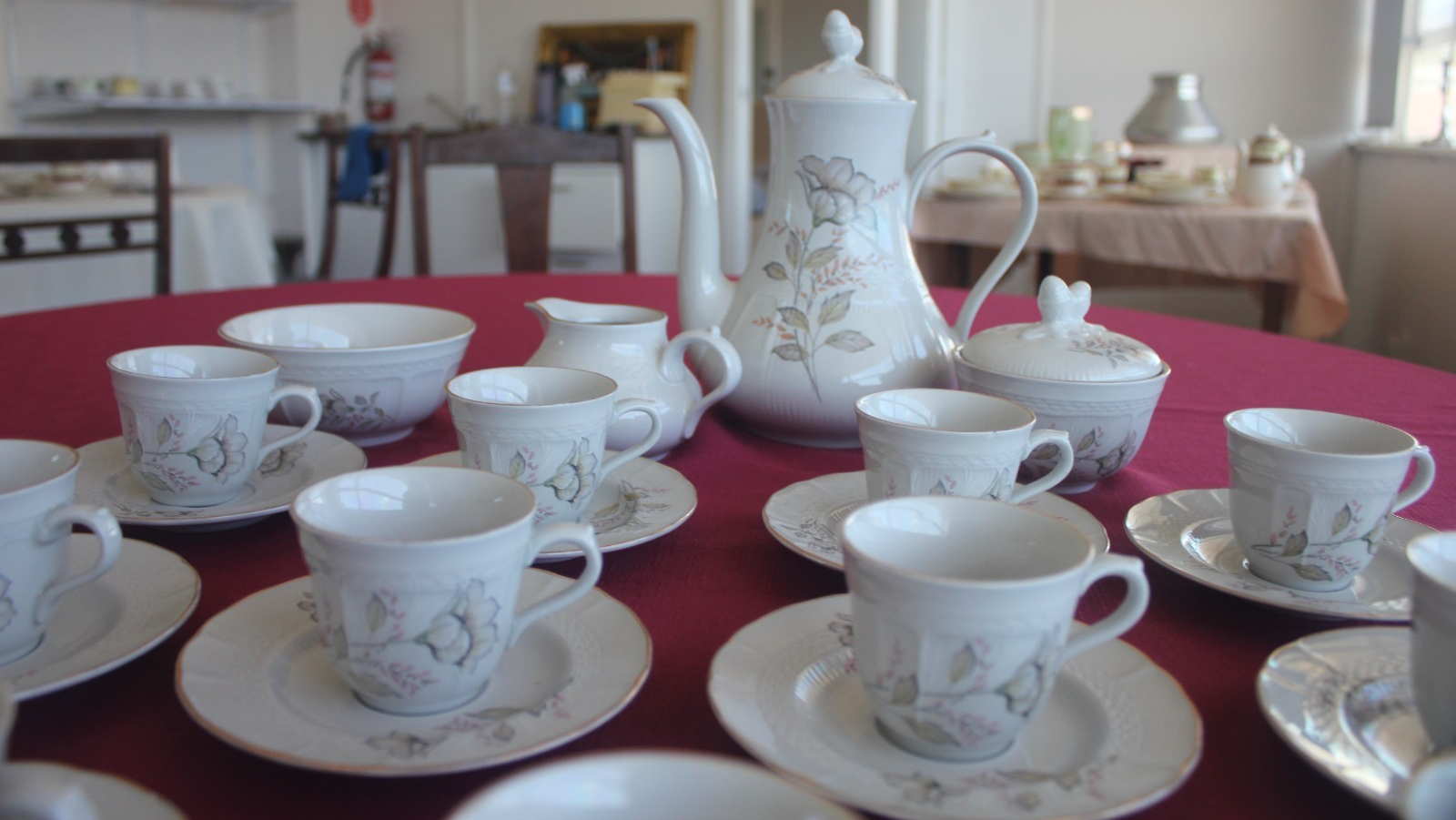 Royal Porcelain Floral Dinner & Coffee Service – 59 piece Matching Set