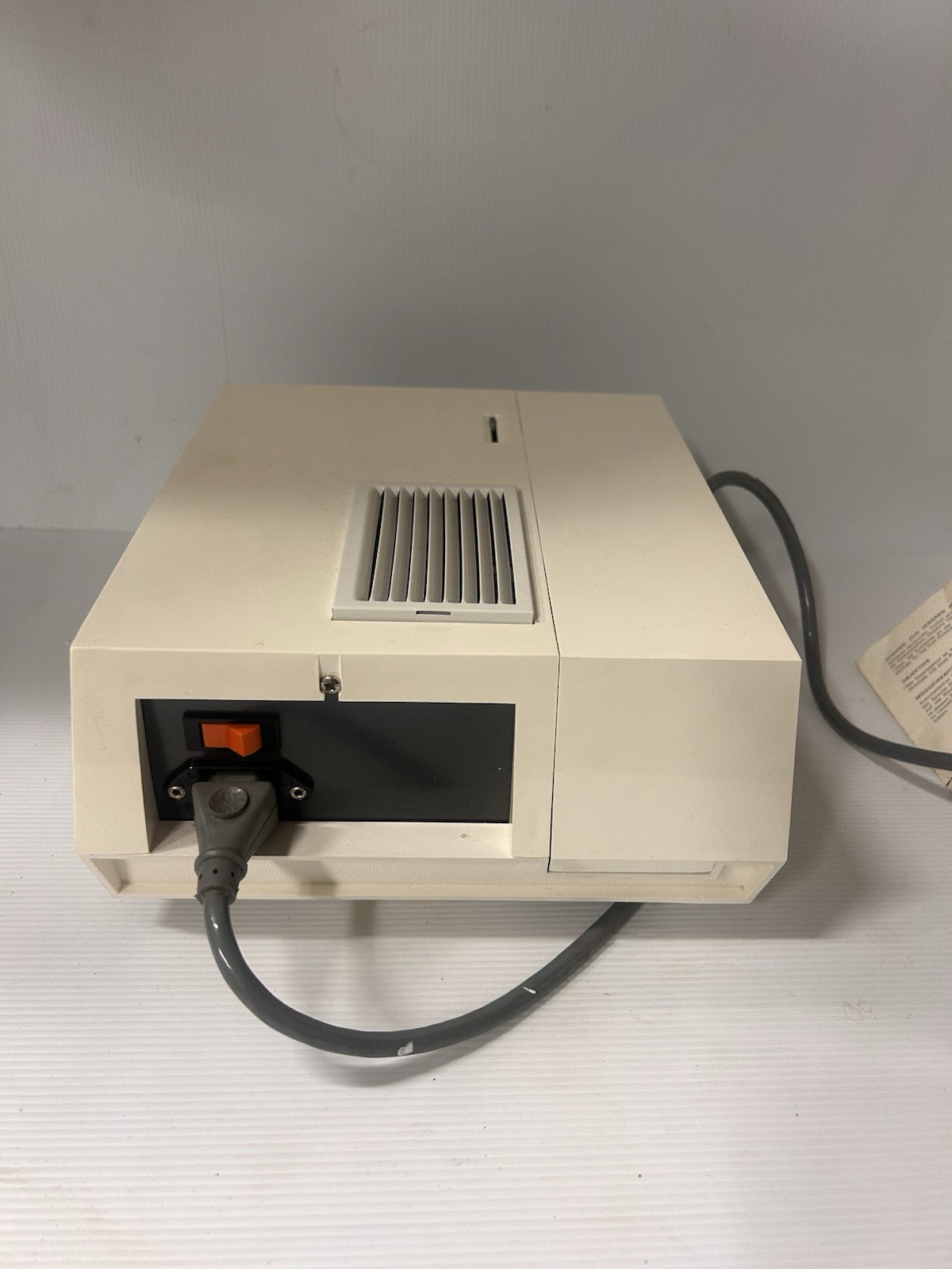 Titan ColorSlide IQ Semi-Automatic 35mm Slide Projector W. Germany + Manual