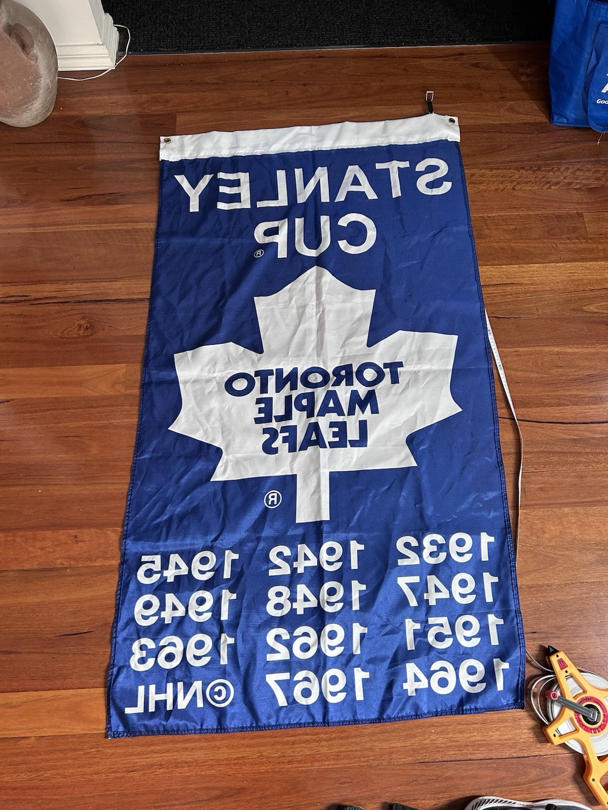 Toronto Maple Leafs Stanley Cup Banner Flag 80x150cm NHL Licensed Decor
