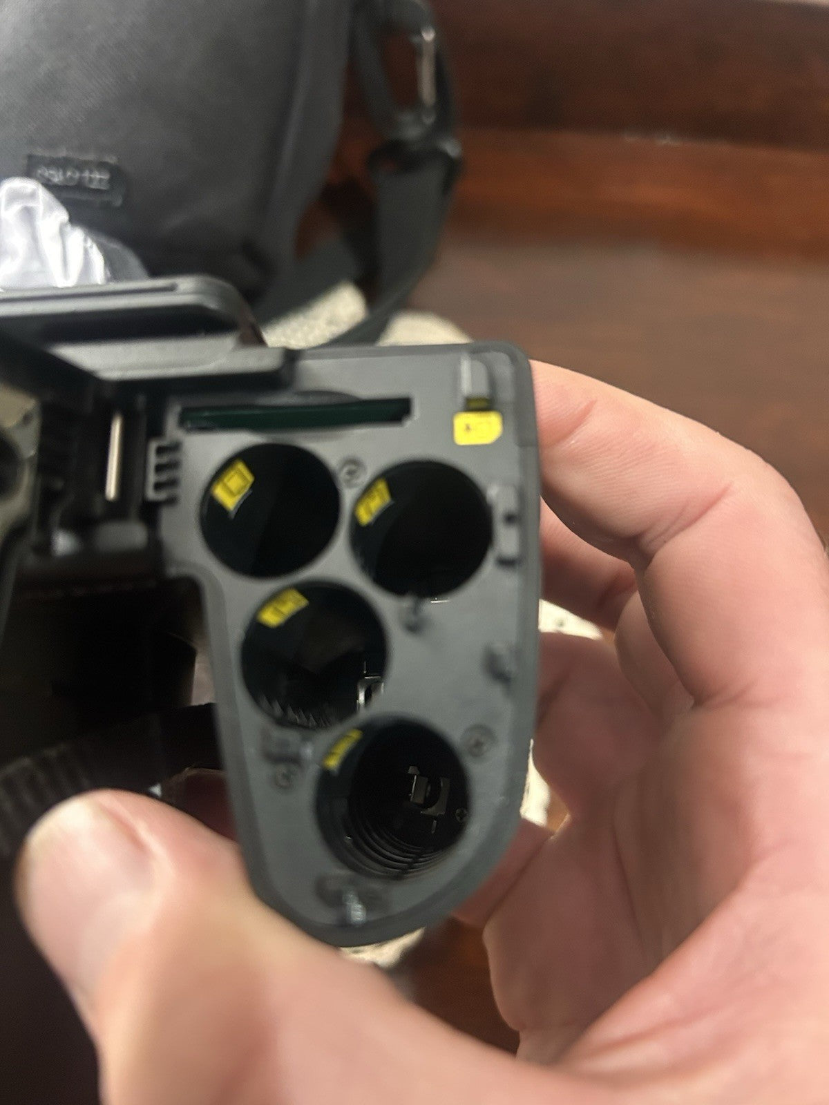 Nikon Coolpix B500 Digital Camera 16MP 40x Zoom with Case & Strap – Works