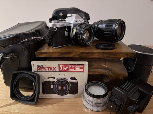 Pentax ME 35mm SLR Film Camera Kit 2 Lens SMC + Flash Case Working