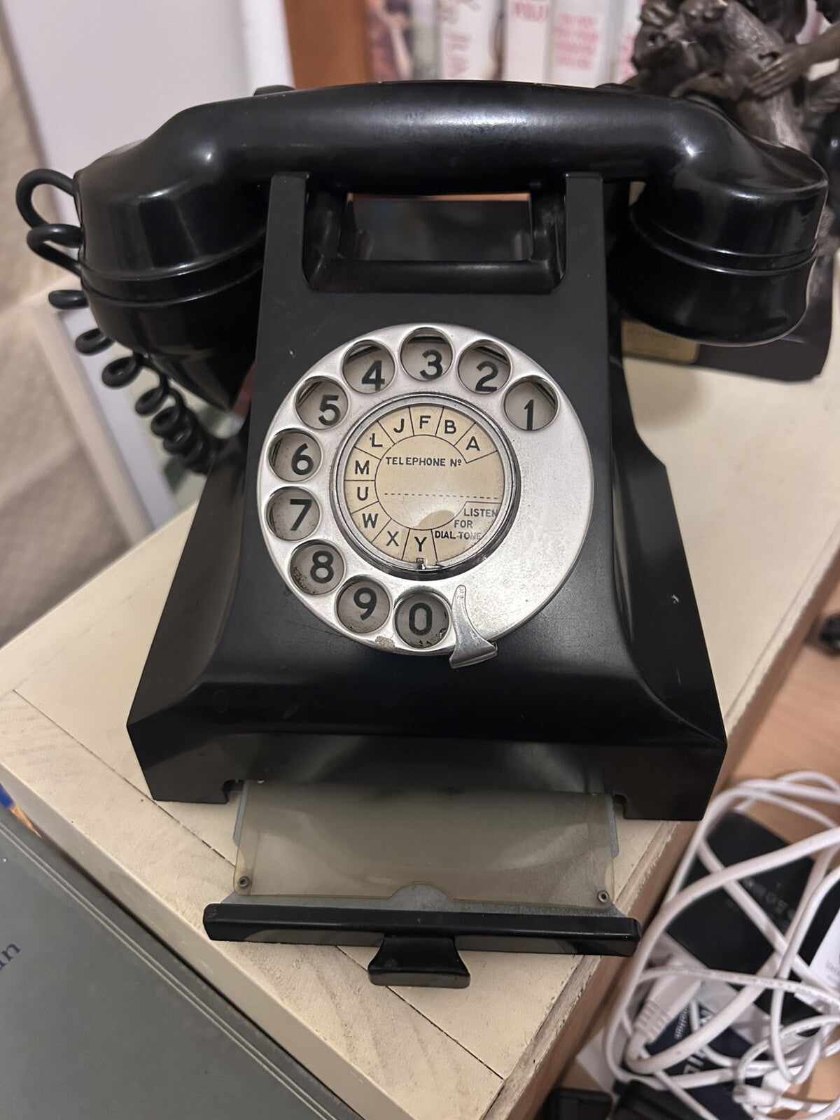 Vintage PMG Rotary Dial Telephone 332AT Black Bakelite 1952 TE57 Australia