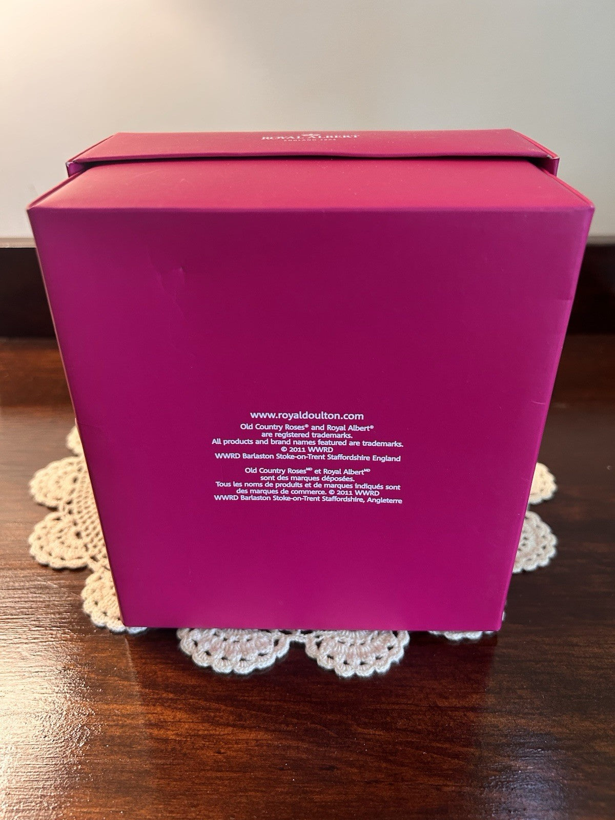 Royal Albert Old Country Roses Dove Ornament Boxed Porcelain Hanging Bird