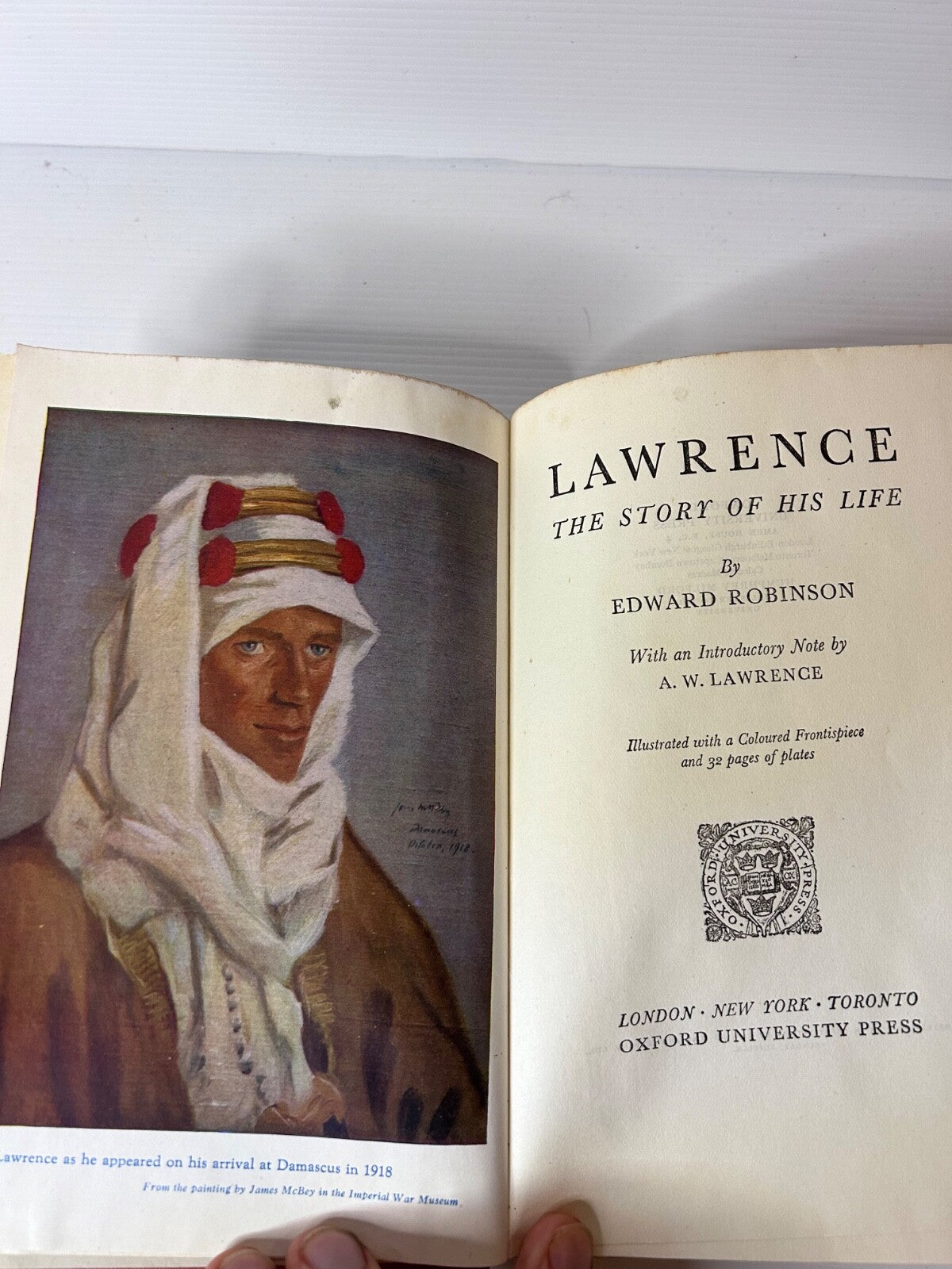 Lawrence: The Story of His Life 1945 HC DJ Edward Robinson OUP T.E. Lawrence