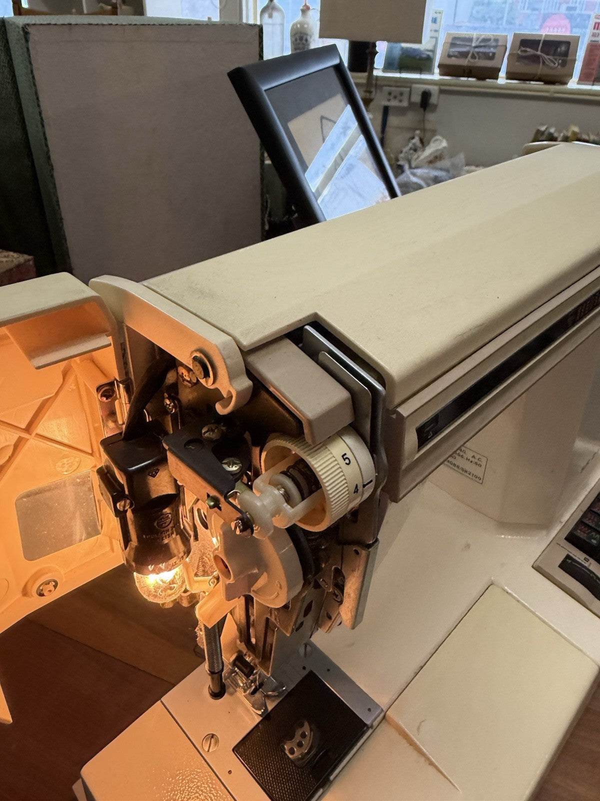 Janome SR2100 Vintage Sewing Machine Working Multi Stitch Heavy Duty Japan