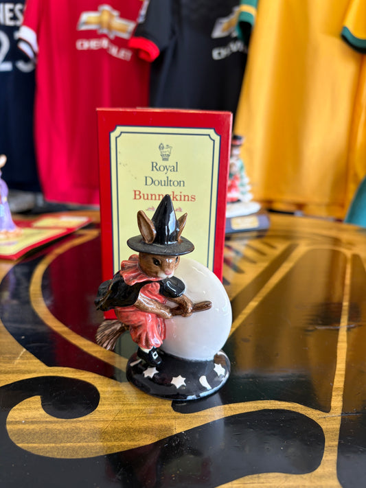 Royal Doulton Bunnykins Trick or Treat DB162 – Limited Edition Figurine