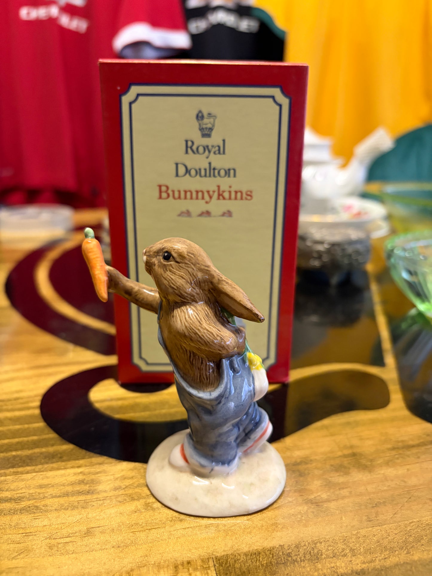 Royal Doulton Mother’s Day Bunnykins DB155 Figurine with Box