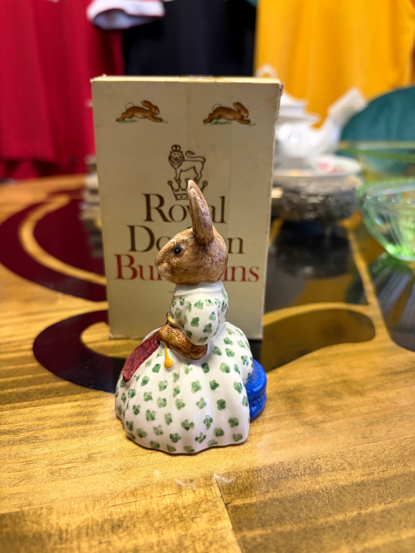Vintage Royal Doulton Bunnykins Busy Needles DB10 Figurine with Box