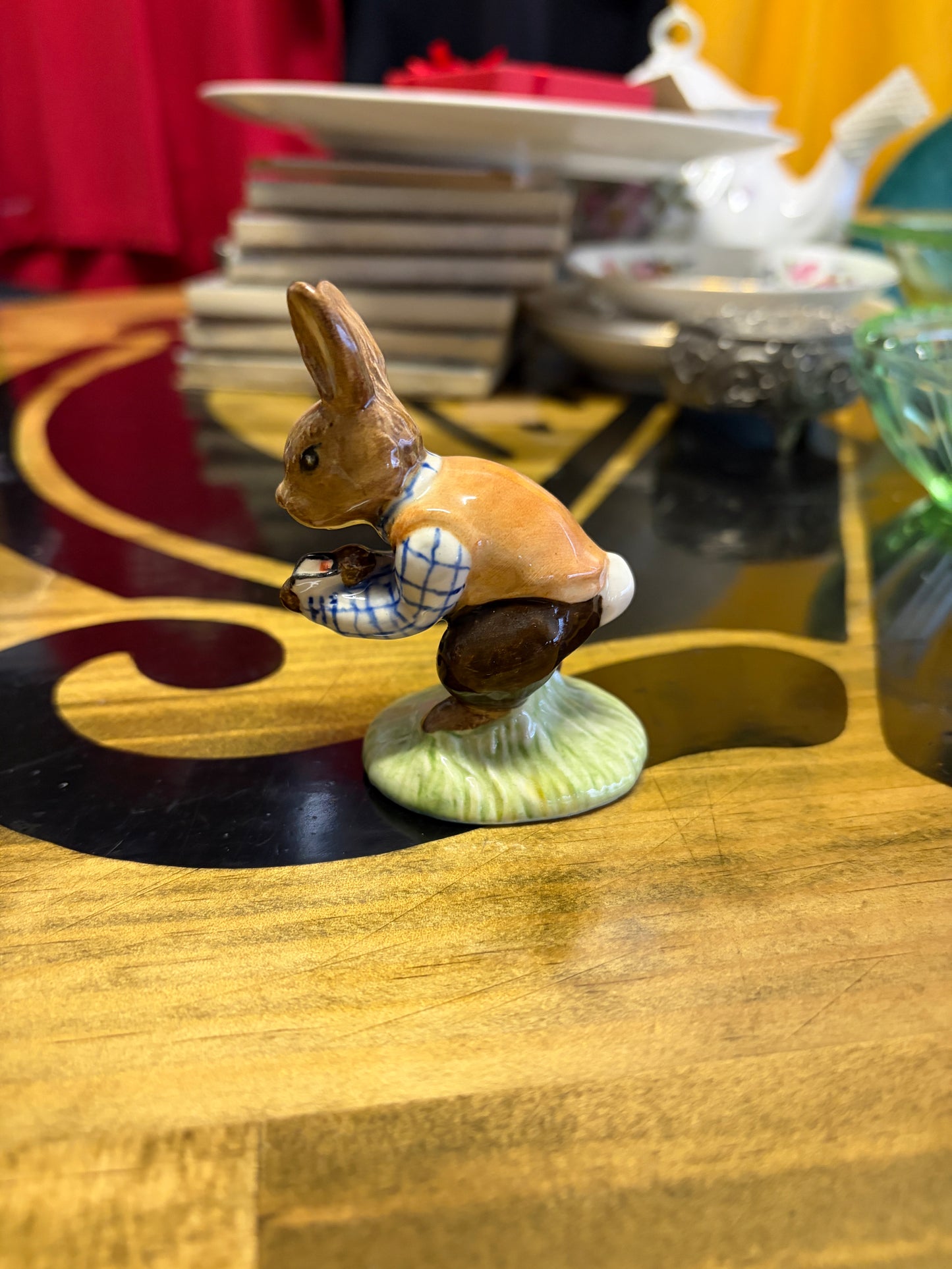 Vintage Royal Doulton Tom Bunnykins DB72 Figurine