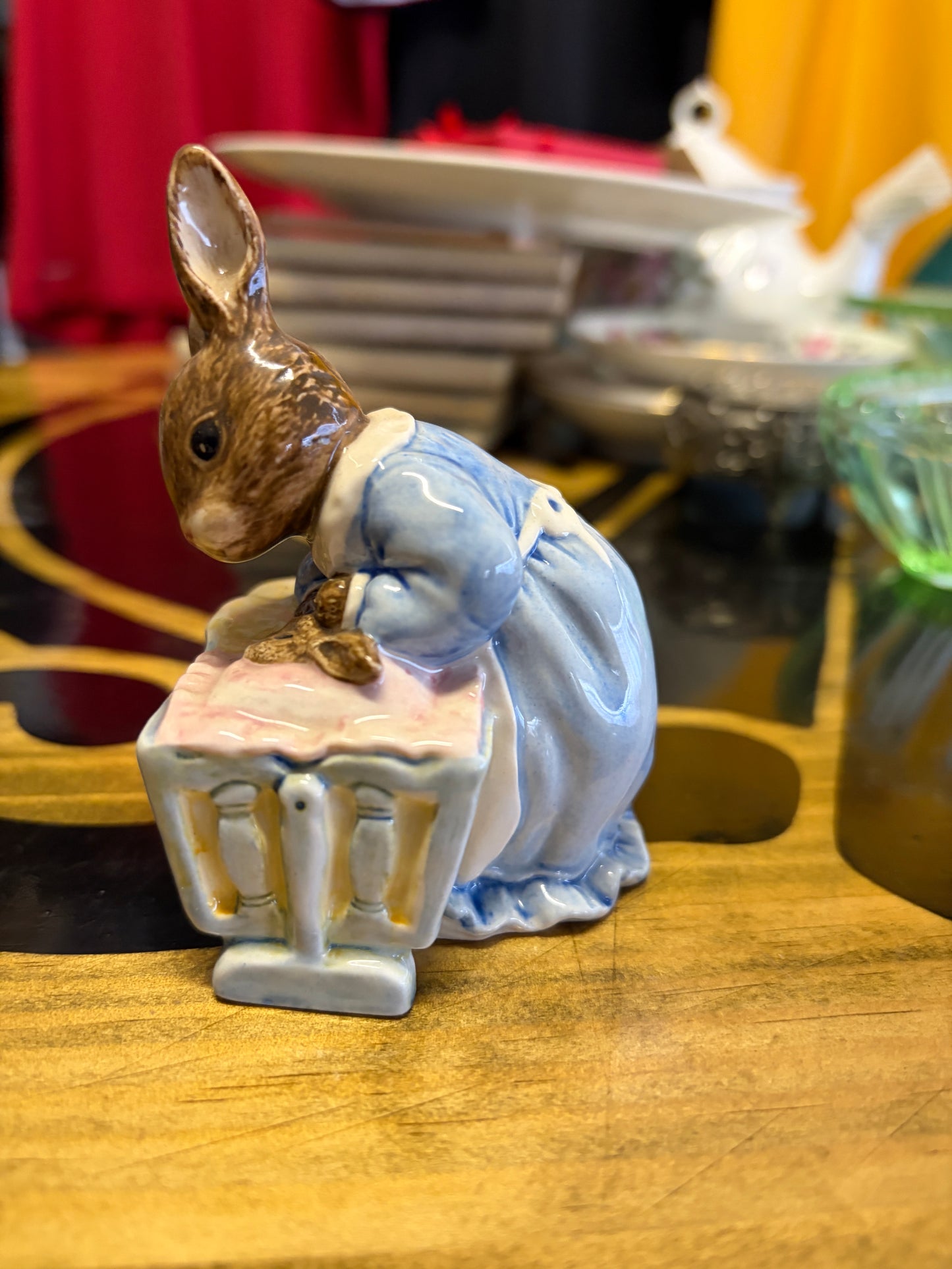 Royal Doulton New Baby Bunnykins DB158 Vintage 1995 Figurine