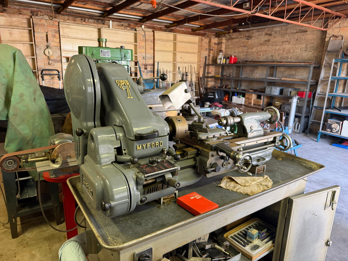 Myford Super 7 Metal Lathe – 1970s – Low Wear – Manuals & Accessories