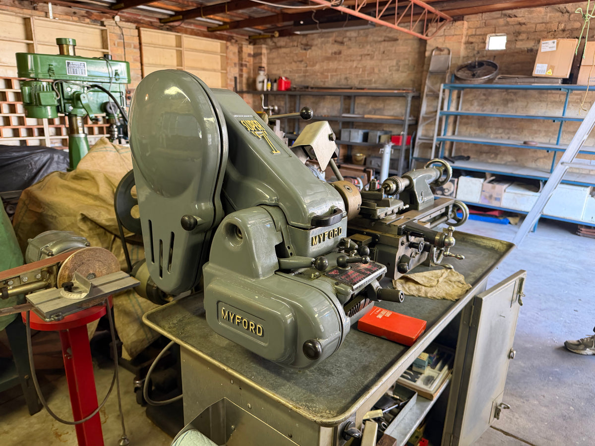 Myford Super 7 Metal Lathe – 1970s – Low Wear – Manuals & Accessories