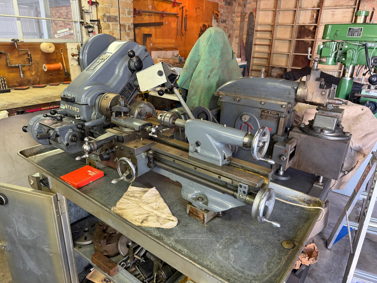 Myford Super 7 Metal Lathe – 1970s – Low Wear – Manuals & Accessories