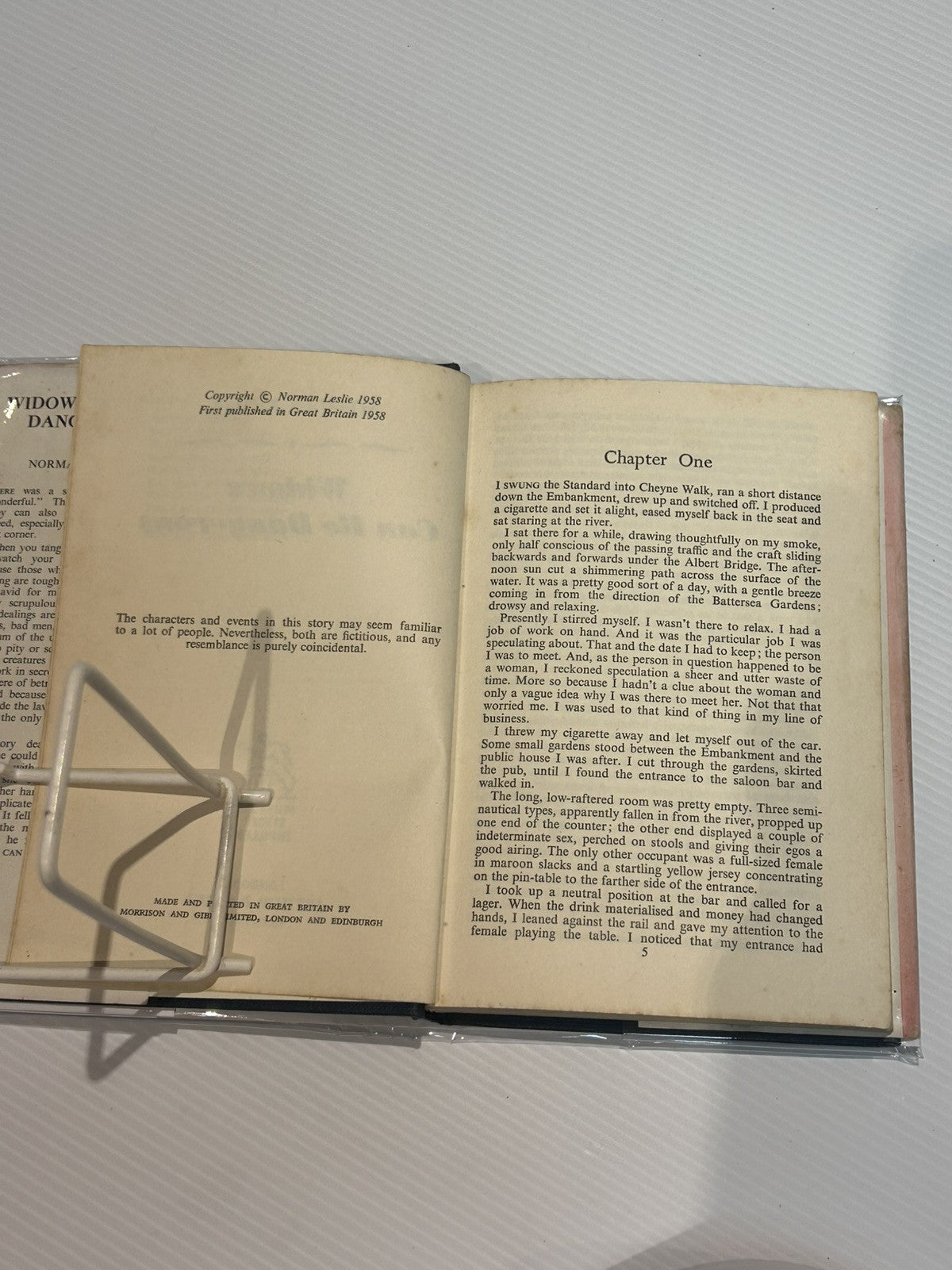 Widows Can Be Dangerous by Norman Leslie 1958 First Edition Thriller Fiction
