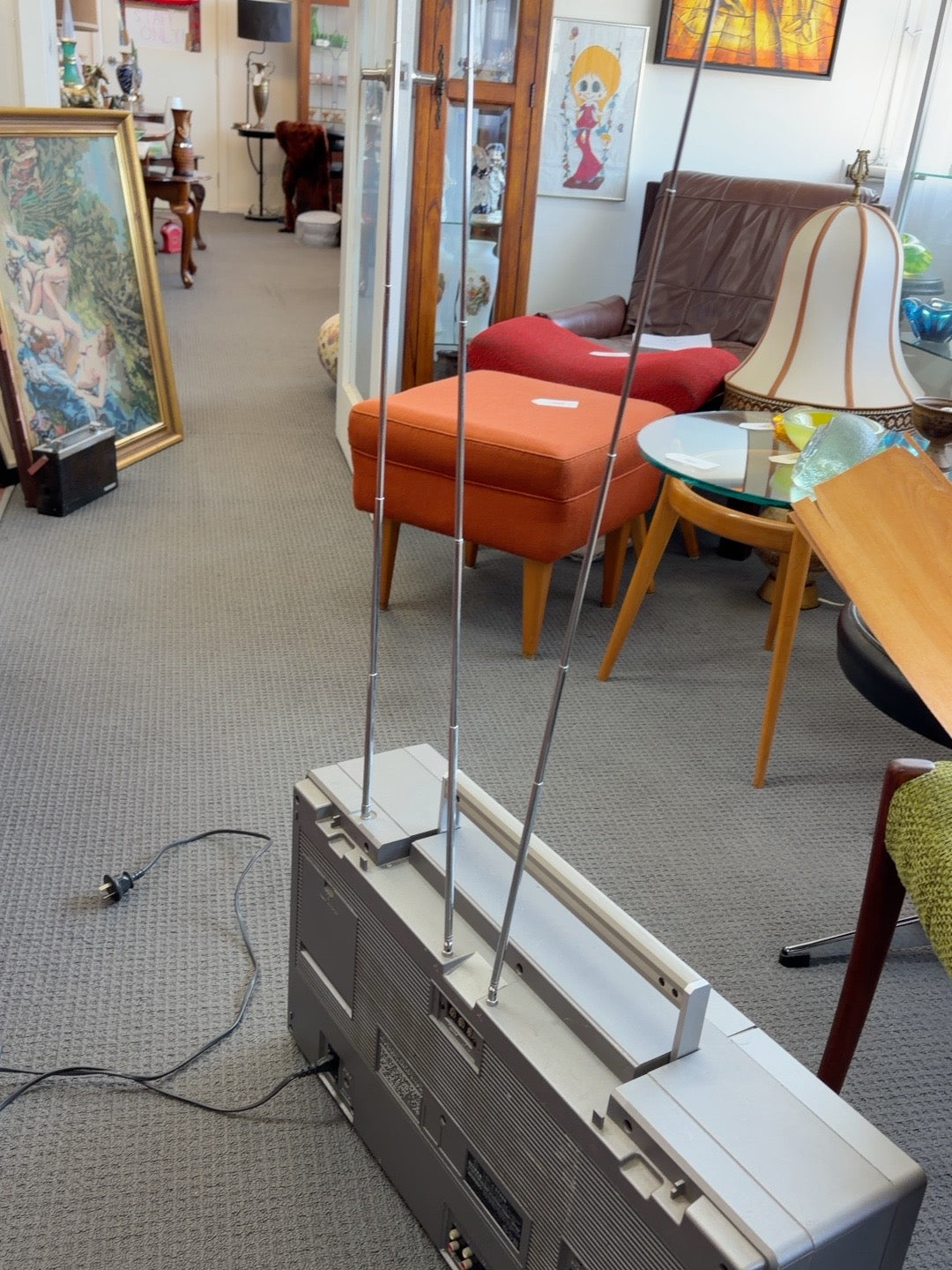 Vintage Silver ST888 Space Master II 11-Band World Receiver & Cassette Boombox – Made in Japan